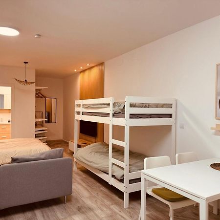 El Apartamentito De Zamarrilla Parking Gratis Incluido Малага Экстерьер фото