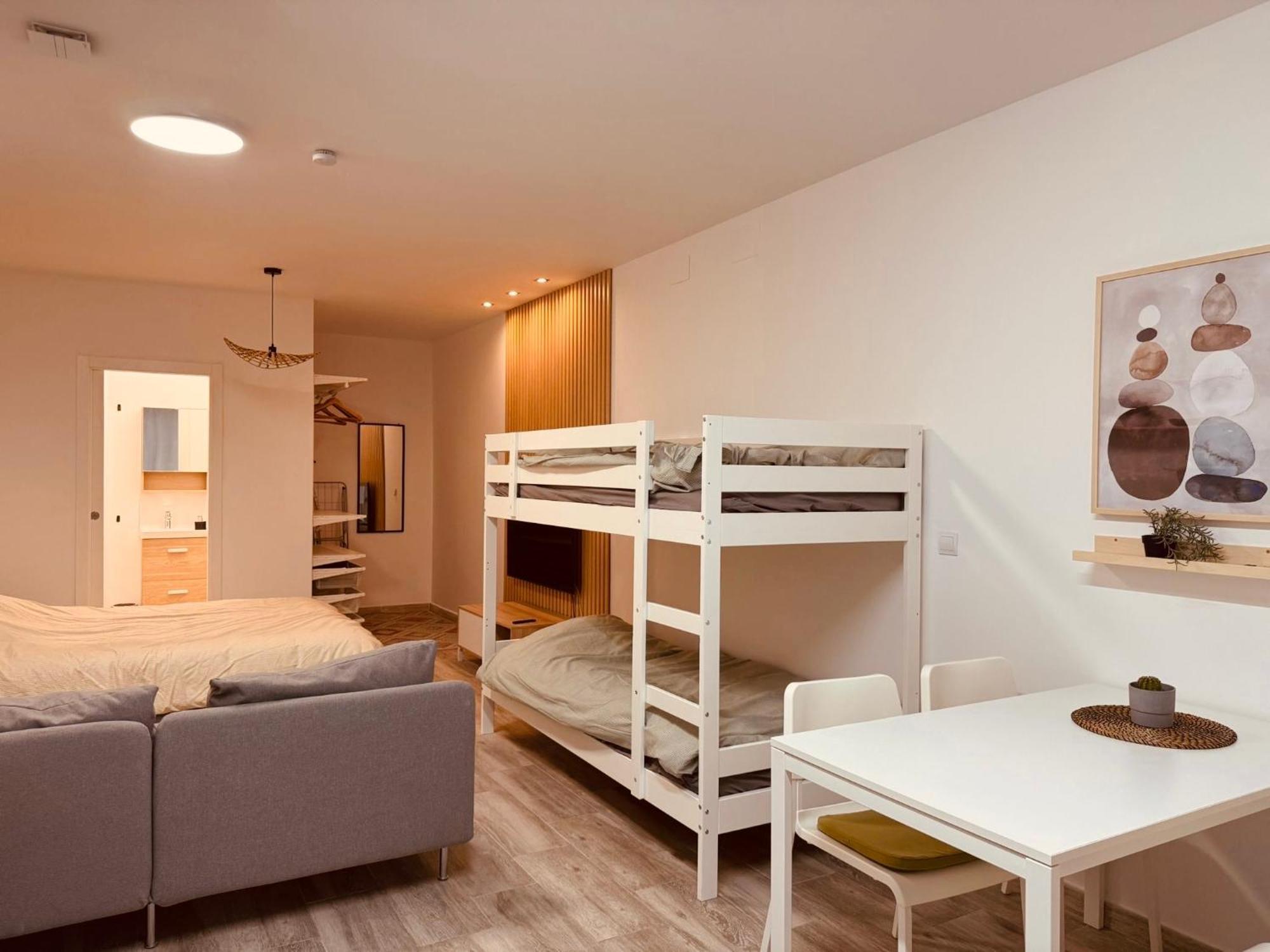 El Apartamentito De Zamarrilla Parking Gratis Incluido Малага Экстерьер фото