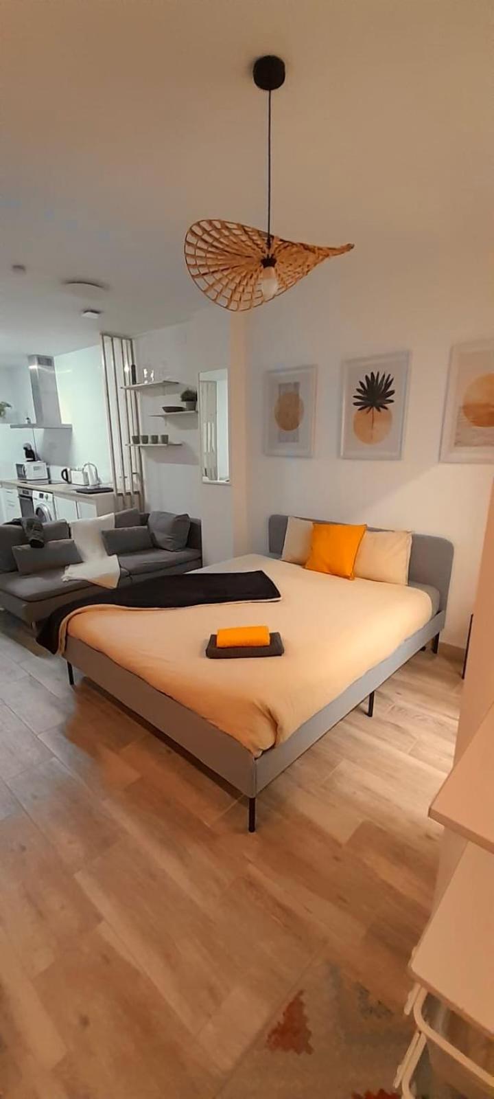 El Apartamentito De Zamarrilla Parking Gratis Incluido Малага Экстерьер фото